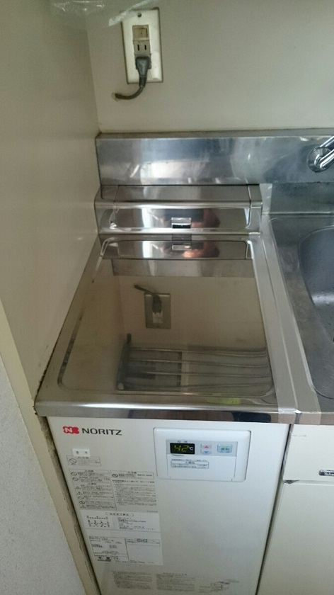 キッチン作業台型給湯器の御取替工事 住まいるコム大阪本店